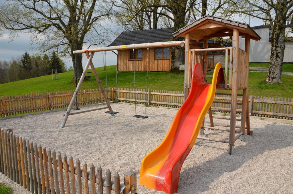Gasthof-Pension Urzn Altmünster 외부 사진