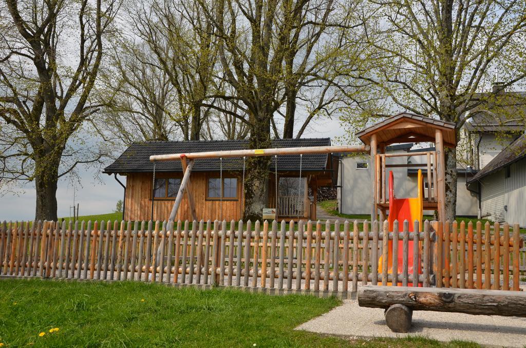 Gasthof-Pension Urzn Altmünster 외부 사진