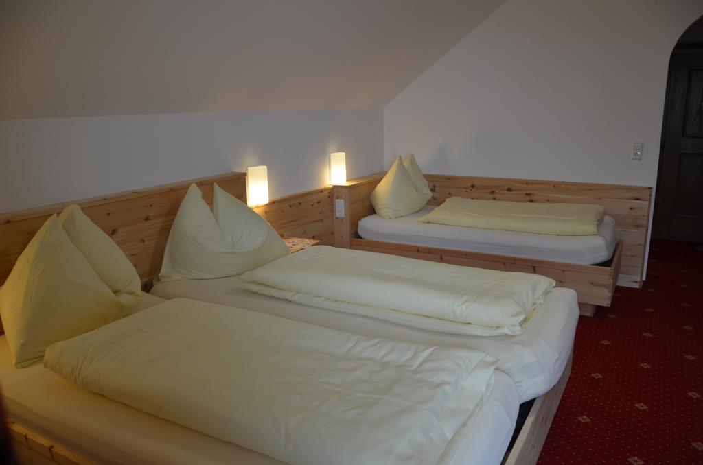 Gasthof-Pension Urzn Altmünster 외부 사진